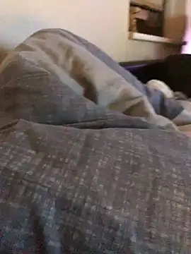 Snapshot of wixxer872302 chatting on 12/25/24, 10:27 wixxer872302 online show from 12/25/24, 10:27