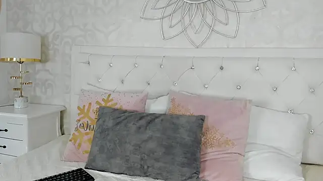 Kimberlin Cam  online show from 11/08/25, 07:34