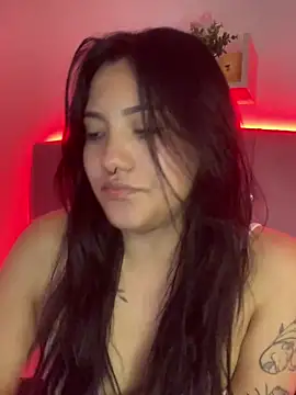 Snapshot of angellique_22 chatting on 03/01/25, 12:23 angellique 22 online show from 03/01/25, 12:23