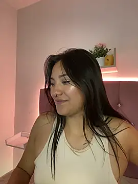 Snapshot of angellique_22 chatting on 03/05/25, 09:27 angellique 22 online show from 03/05/25, 09:27