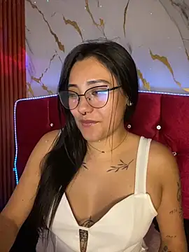 Snapshot of angellique_22 chatting on 09/12/25, 06:35 angellique 22 online show from 09/12/25, 06:35