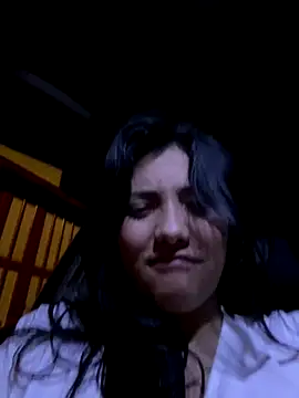 Snapshot of angellique_22 chatting on 10/22/25, 04:35 angellique 22 online show from 10/22/25, 04:35