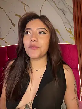 Snapshot of angellique_22 chatting on 12/20/25, 04:52 angellique 22 online show from 12/20/25, 04:52