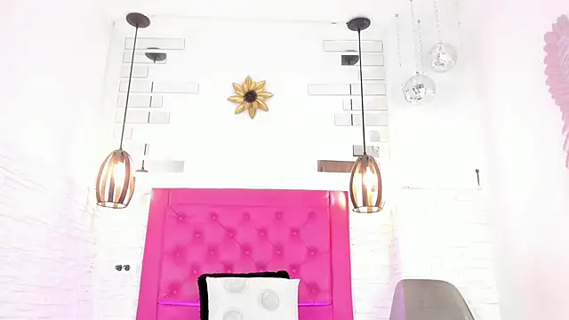 Snapshot of mia_six66 chatting on 03/09/25, 11:03 mia six66 online show from 03/09/25, 11:03