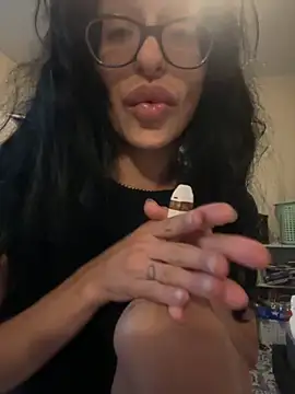 myloveforyouu online show from 11/18/25, 02:43