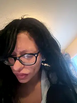 myloveforyouu online show from 12/17/25, 02:01