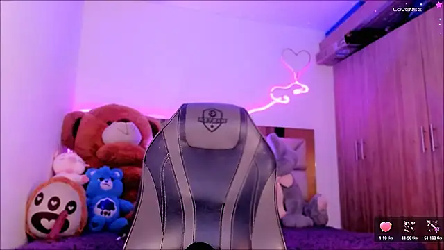 Lucidollts  online show from 02/07/25, 05:52