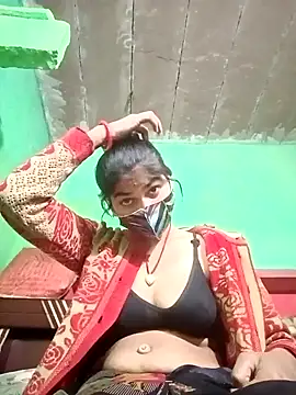 Snapshot of HOTBABITARAJ chatting on 01/04/25, 04:55 HOTBABITARAJ online show from 01/04/25, 04:55