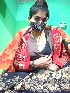 Snapshot of HOTBABITARAJ chatting on 01/11/25, 04:48 HOTBABITARAJ online show from 01/11/25, 04:48