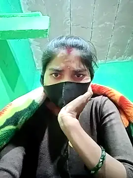 Snapshot of HOTBABITARAJ chatting on 01/15/25, 10:06 HOTBABITARAJ online show from 01/15/25, 10:06