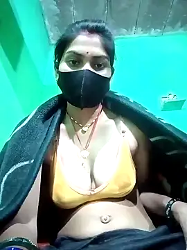 Snapshot of HOTBABITARAJ chatting on 02/04/25, 06:46 HOTBABITARAJ online show from 02/04/25, 06:46