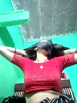 Snapshot of HOTBABITARAJ chatting on 02/09/25, 10:31 HOTBABITARAJ online show from 02/09/25, 10:31