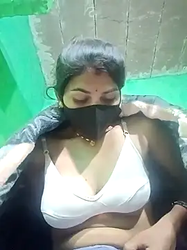 Snapshot of HOTBABITARAJ chatting on 02/11/25, 03:40 HOTBABITARAJ online show from 02/11/25, 03:40