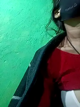 Snapshot of HOTBABITARAJ chatting on 02/15/25, 01:31 HOTBABITARAJ online show from 02/15/25, 01:31