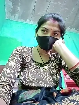 Snapshot of HOTBABITARAJ chatting on 02/22/25, 12:51 HOTBABITARAJ online show from 02/22/25, 12:51