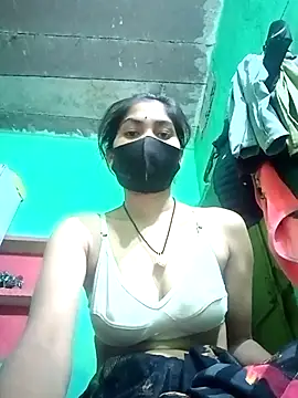 Snapshot of HOTBABITARAJ chatting on 03/11/25, 12:22 HOTBABITARAJ online show from 03/11/25, 12:22