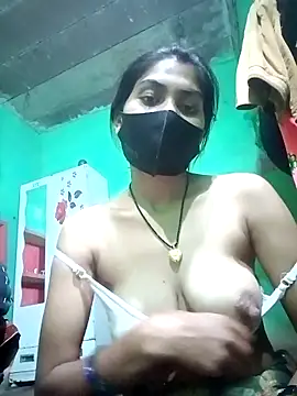 Snapshot of HOTBABITARAJ chatting on 03/14/25, 12:43 HOTBABITARAJ online show from 03/14/25, 12:43