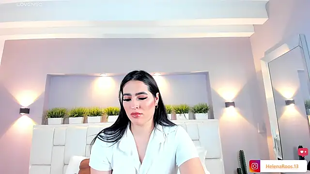 HelenaRoos online show from 12/19/25, 07:32