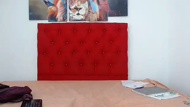 SweetLatiin  online show from 09/19/25, 05:24