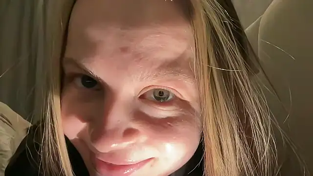 wrenlie online show from 03/18/26, 07:39