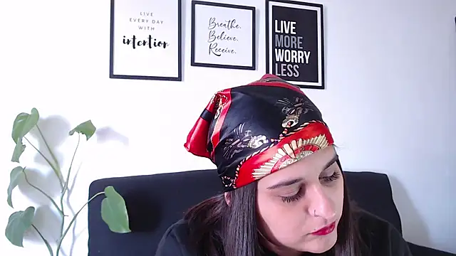 nathcollyns online show from 11/11/25, 06:08