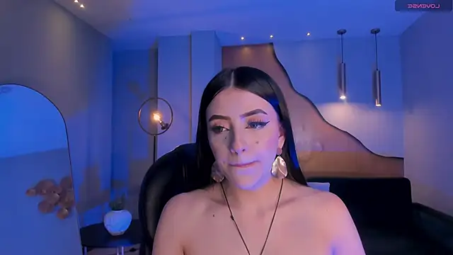 ValeriaRiveraX online show from 03/06/25, 07:03