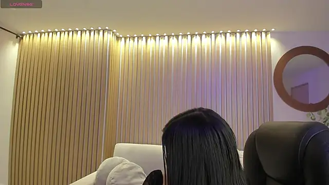 ValeriaRiveraX online show from 03/09/25, 05:17