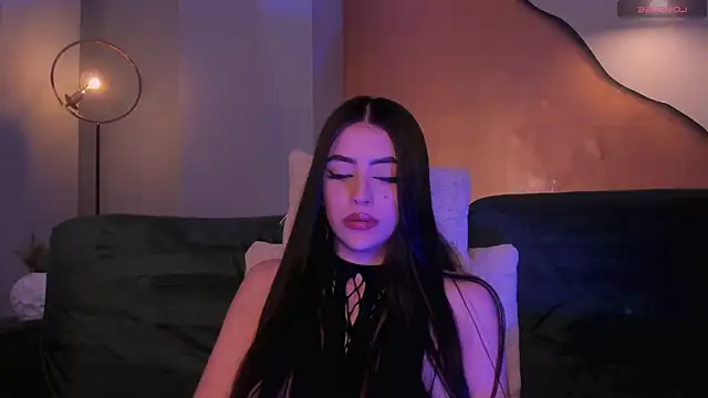 ValeriaRiveraX online show from 03/11/25, 07:15