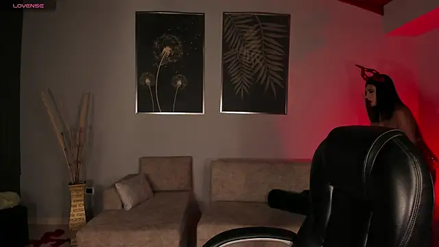 KatieStonne online show from 11/01/25, 03:52