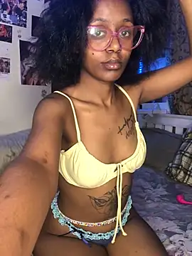 naughtybitches5 online show from 02/26/25, 12:58