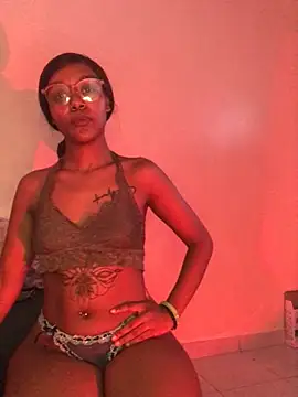 naughtybitches5 online show from 04/03/26, 06:11