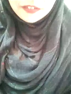 Snapshot of Indian-Nazia chatting on 01/27/25, 08:18 Indian-Nazia online show from 01/27/25, 08:18