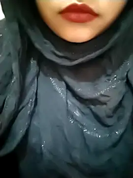 Snapshot of Indian-Nazia chatting on 03/07/25, 05:28 Indian-Nazia online show from 03/07/25, 05:28