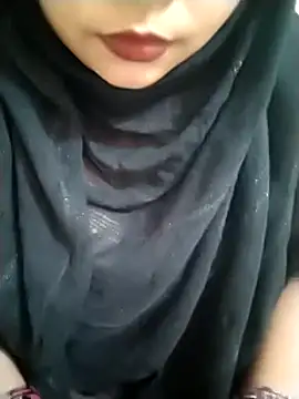 Snapshot of Indian-Nazia chatting on 03/07/25, 11:38 Indian-Nazia online show from 03/07/25, 11:38