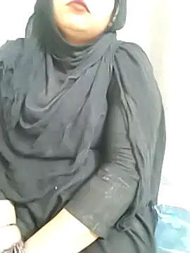 Snapshot of Indian-Nazia chatting on 03/10/25, 12:18 Indian-Nazia online show from 03/10/25, 12:18