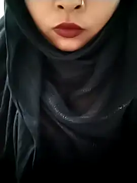 Snapshot of Indian-Nazia chatting on 03/18/25, 10:26 Indian-Nazia online show from 03/18/25, 10:26