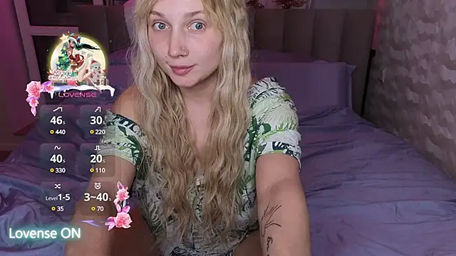 GoodGirl0024 online show from 02/19/25, 08:20