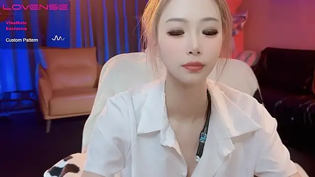 JoooJo  online show from 03/08/25, 08:57