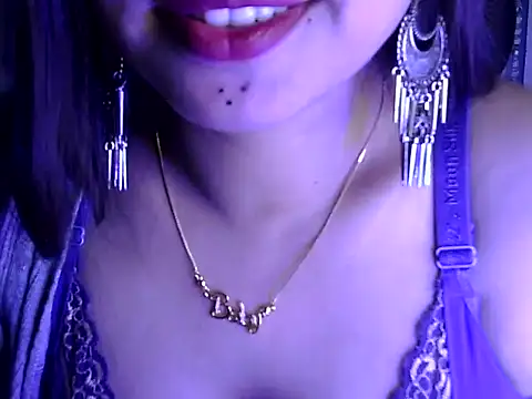 akshara thakur9 online show from 03/05/25, 07:27