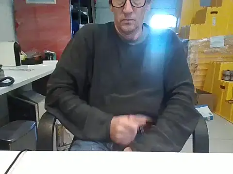 Raimundo1971 online show from 10/14/25, 02:40