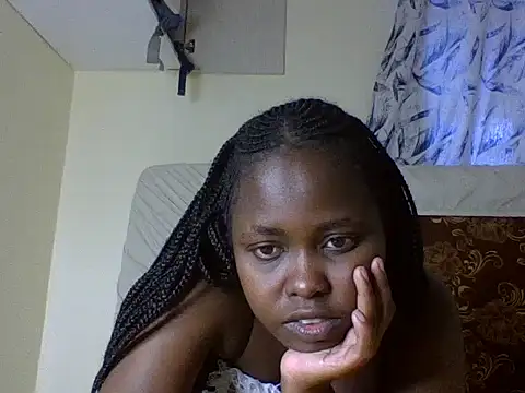 Sweetcecie01 online show from 10/07/25, 10:01