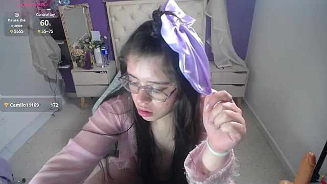 Snapshot of Ingrid_Casas chatting on 02/05/25, 12:53 Ingrid Casas online show from 02/05/25, 12:53