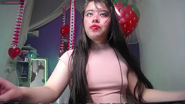 Snapshot of Ingrid_Casas chatting on 02/28/25, 02:42 Ingrid Casas online show from 02/28/25, 02:42