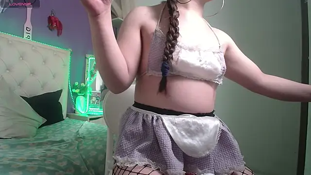 Snapshot of Ingrid_Casas chatting on 03/07/25, 11:05 Ingrid Casas online show from 03/07/25, 11:05
