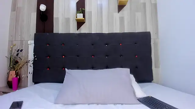 Anastasiapriest online show from 03/19/25, 12:56