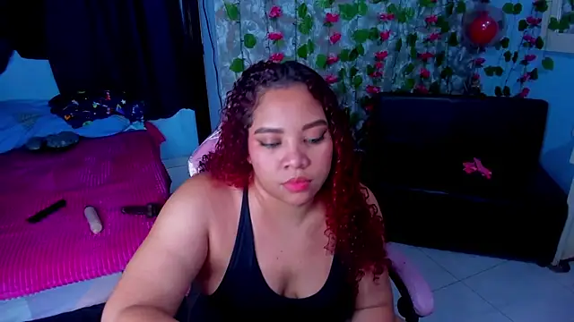 Snapshot of AngelaCoffee chatting on 06/13/26, 01:25 AngelaCoffee online show from 06/13/26, 01:25