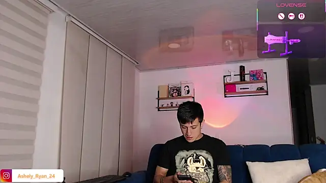 ashely ryan24 online show from 02/03/26, 11:43