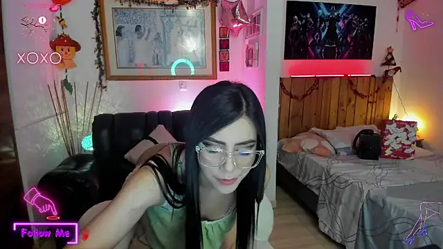 LauGrayJ online show from 03/18/25, 12:16