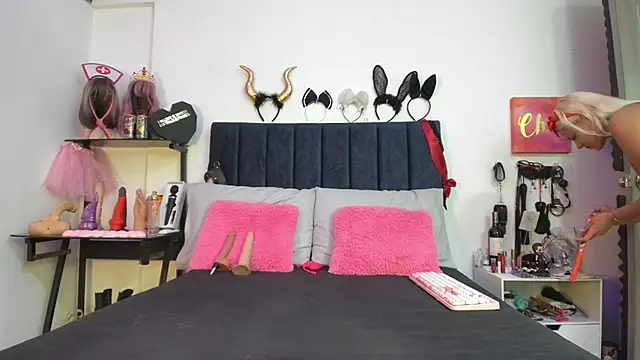 emmily giraldo online show from 05/14/26, 12:34