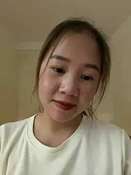 Snapshot of Baby-sexy96 chatting on 02/04/25, 10:34 Baby-sexy96 online show from 02/04/25, 10:34